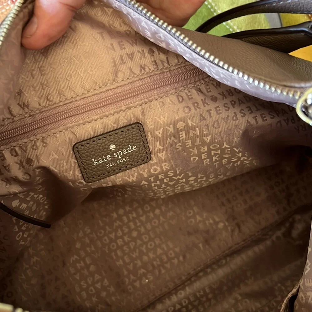 Kate spade bag. - Picture 8 of 10